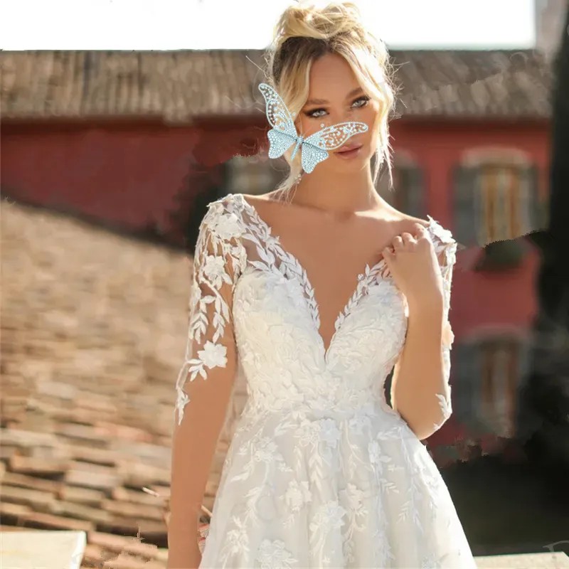 Elegant Gorgeous A-Line Wedding Dresses V-Neck Backless Bride Gowns Lace Appliques Illusion Sweep Train Vestidos De Novia