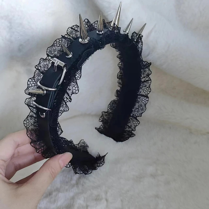 Y2K Harajuku Steampunk Gothic Lolita Punk Black Hairband with Dark Lace Rivet Pointed Nail Trendy Accessory for Women 250730