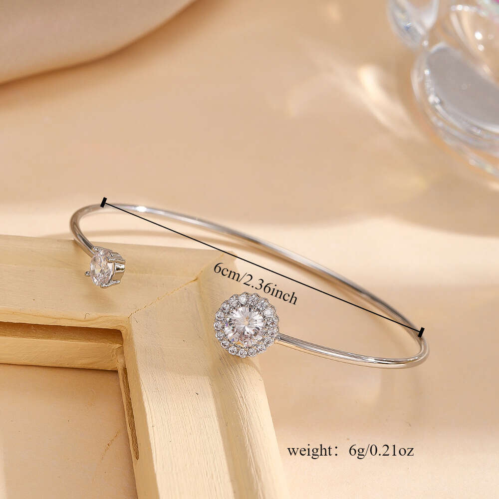 Personalized Light Style Round Copper Inlaid Zircon Adjustable Open Bracelet