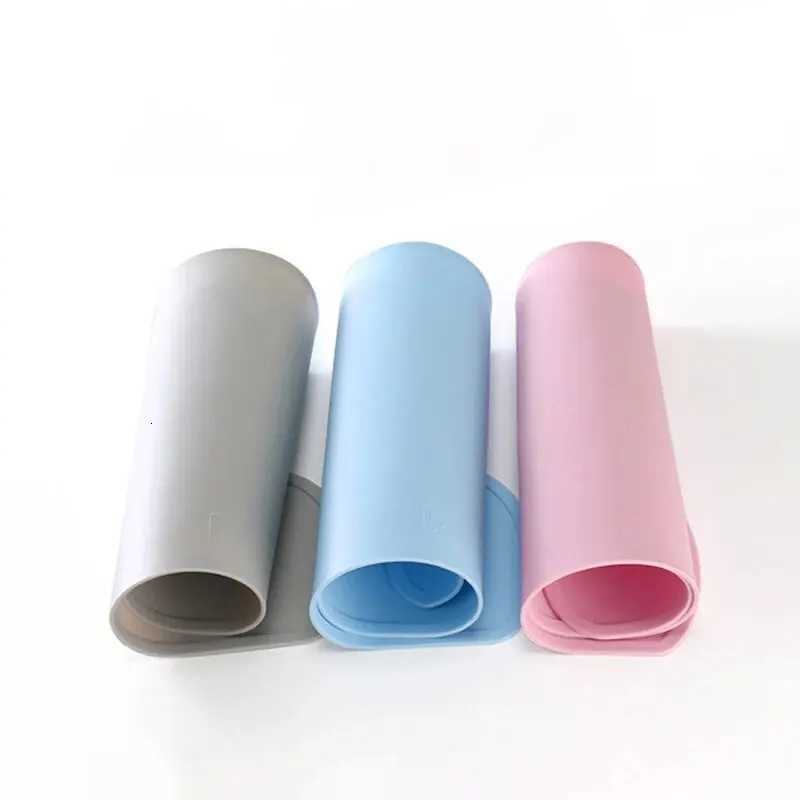 Pet Feeding Mat for Cats and Dogs with Nonspill Nonslip Waterproof Leakage Food Easy to Clean Silicone Placemats Y250806
