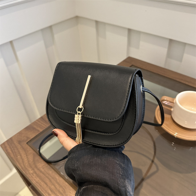 TB BHULAMTE Designer Luxury Women's Mini Handbag Urban Fashion Simple Solid Color Single Shoulder Tassel Small Square Bag New Versatile Casual Ma