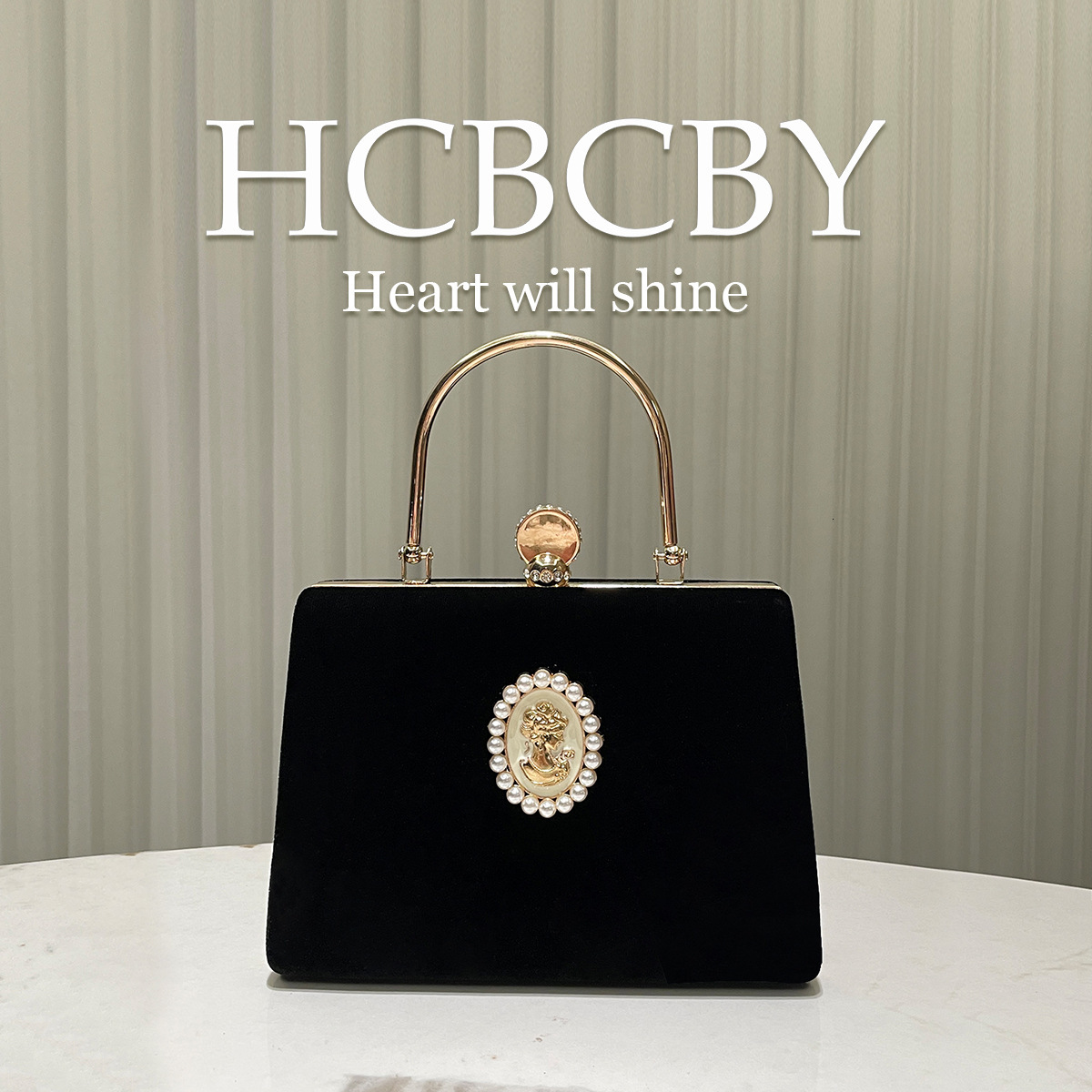 Free Shipping Designer Luxury Black Retro Velvet Handbag French Style Elegant High-end Evening Bag Socialite Fashion Small Clutch Dress Bag Shoulder P