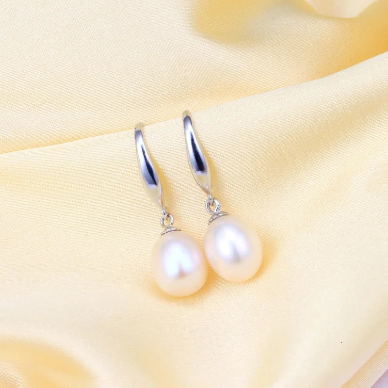 2025 Arrivals Natural Freshwater Cultured Pearl Drop Earrings for Women 925 Sterling Silver Earrings Wedding Jewelry 250805