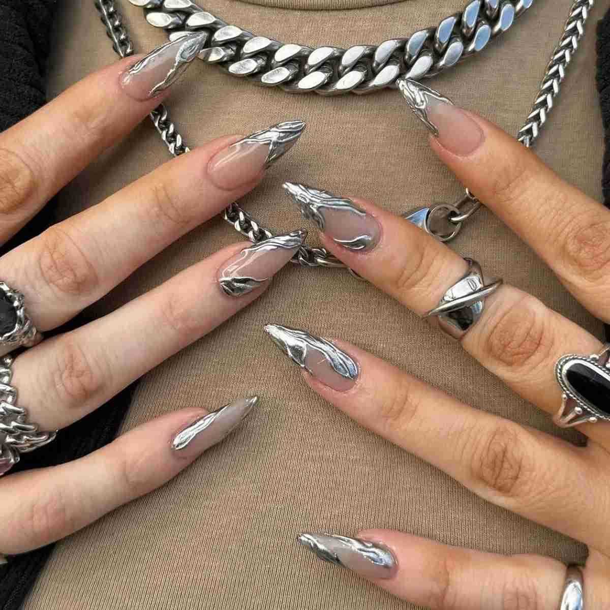 Silver Cool Water Ripple Press on Nails Ins Almond Shape False Art Nails Punk Y2K Red Long Pointed Fake Nail Charms Tip Manicure Z250807