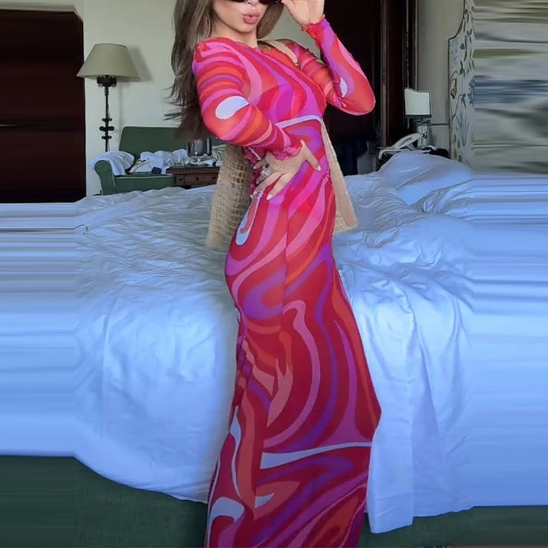 Red Printed Long Sleeved Yacht Dress Elegant Oneck High Waist Slim Fitting Robe Vacation Wrap Hip Straight Dresses 250807