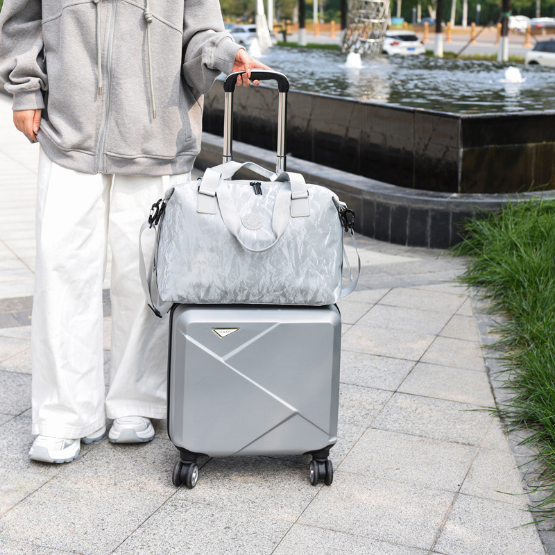 New Fitness Korean Version Fashion Simple Travel Storage Handbag Large Capacity Outdoor Sports Yoga Swimming Bag