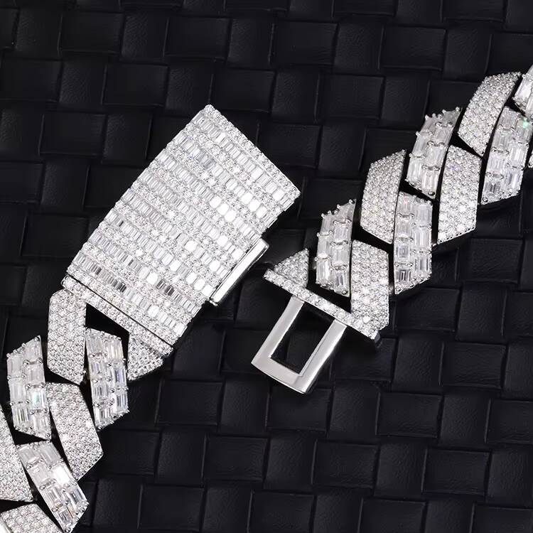 Luxury Jewelry 18K Gold Plated 925 Solid Silver Baguette Moissanite Diamond Necklace Cuban Link Chain