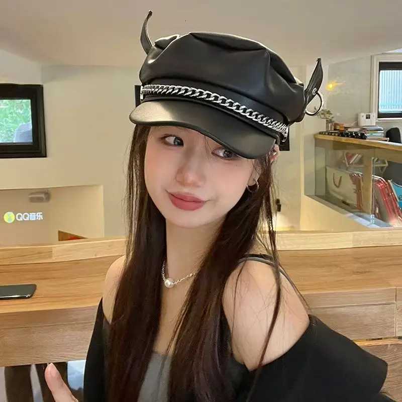 Korean Style PU Leather Horn Eared Beret Retro Duckbill Design Women Men Autumn Winter Street Fashion Personalized Newsboy Hat XJ250807