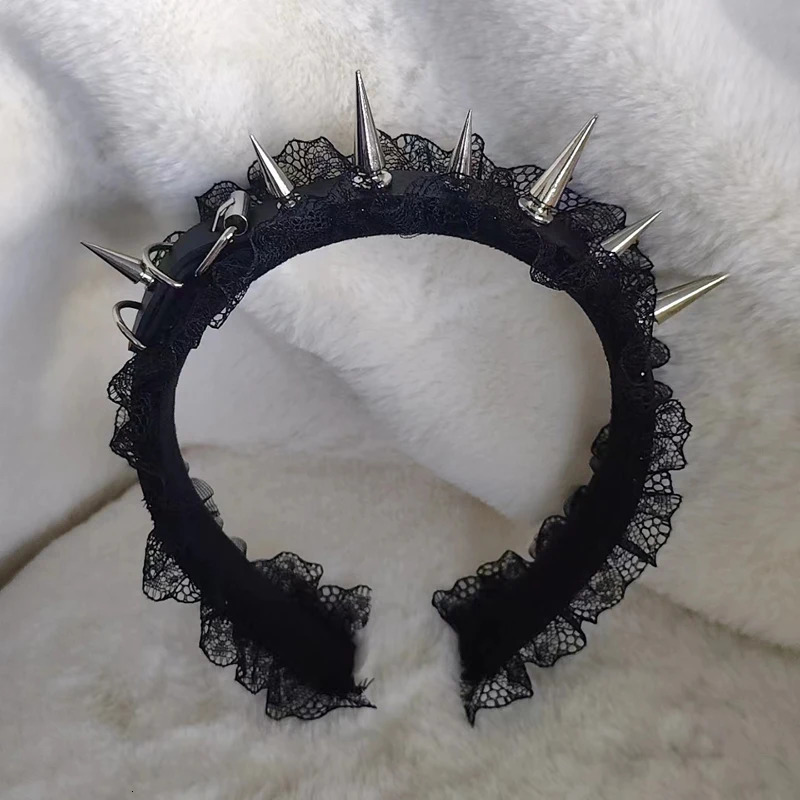 Y2K Harajuku Steampunk Gothic Lolita Punk Black Hairband with Dark Lace Rivet Pointed Nail Trendy Accessory for Women 250730