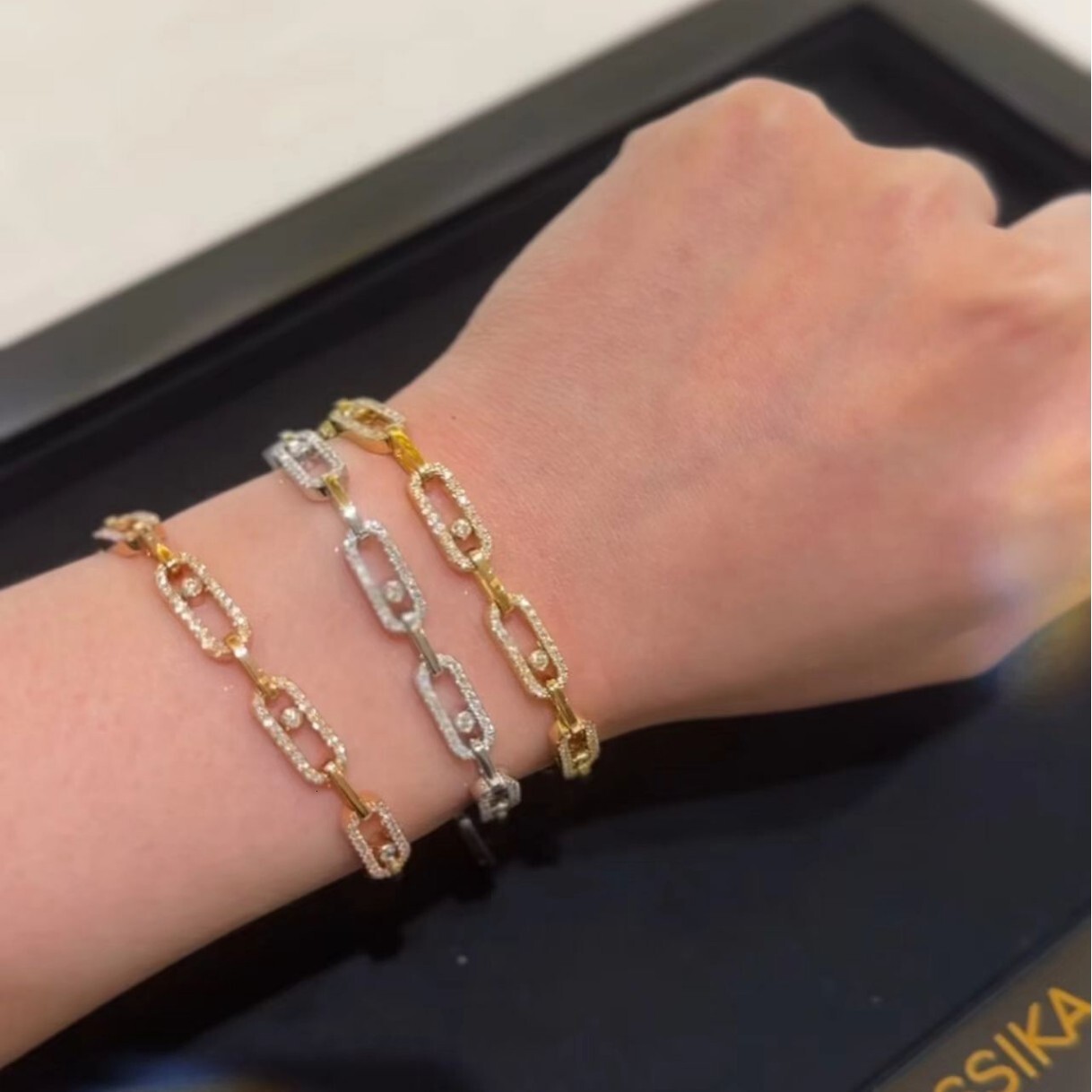 Designer Messikass jewelry Messi High Version Five Diamond Sliding Chain Bracelet for Women Fashionable Personality Elegant Luxury Special