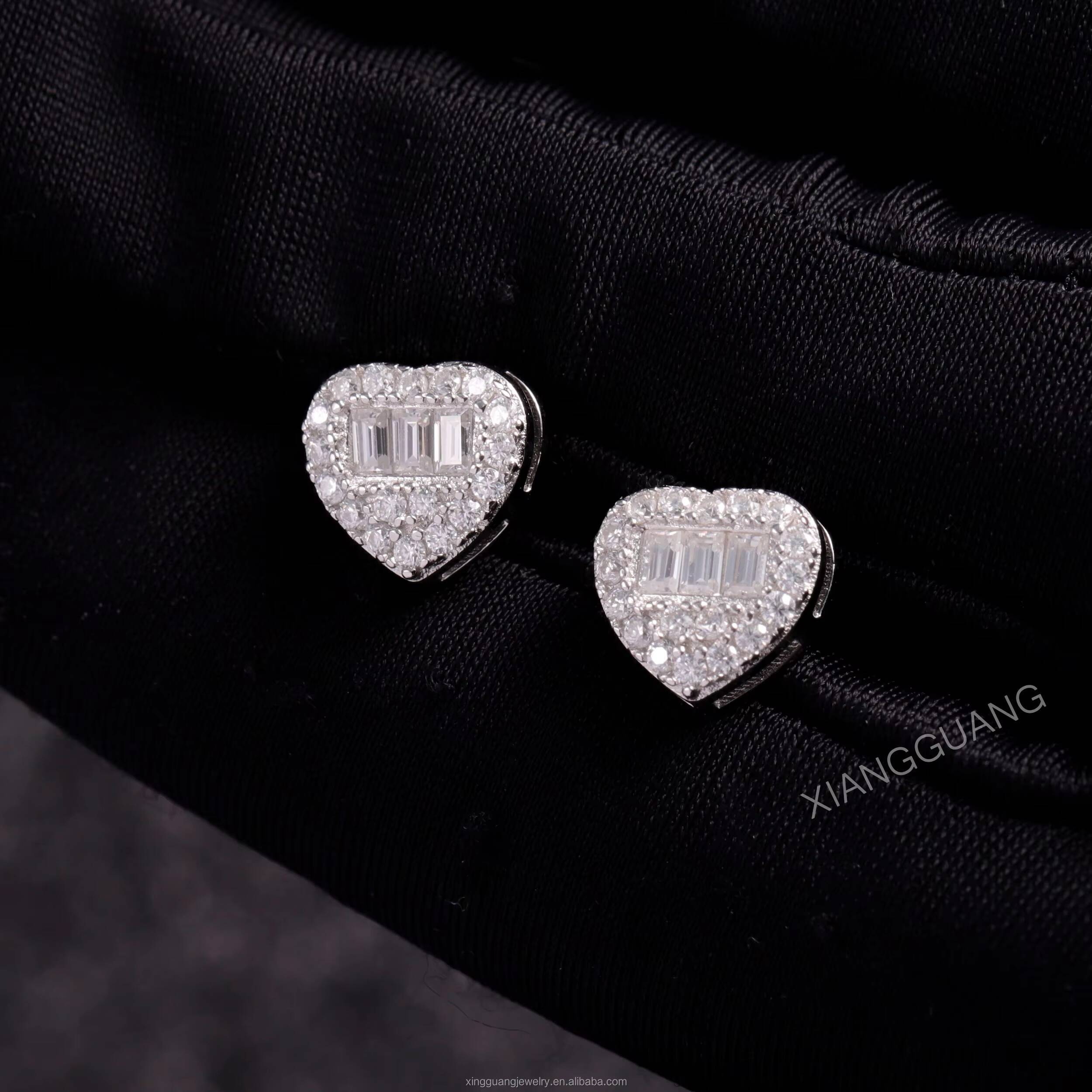 XingGuang Factory Wholesale Fine Jewelry Earrings 925 Silver Heart Stud Earring Pass Diamond Test D Color VVS Moissanite Earring