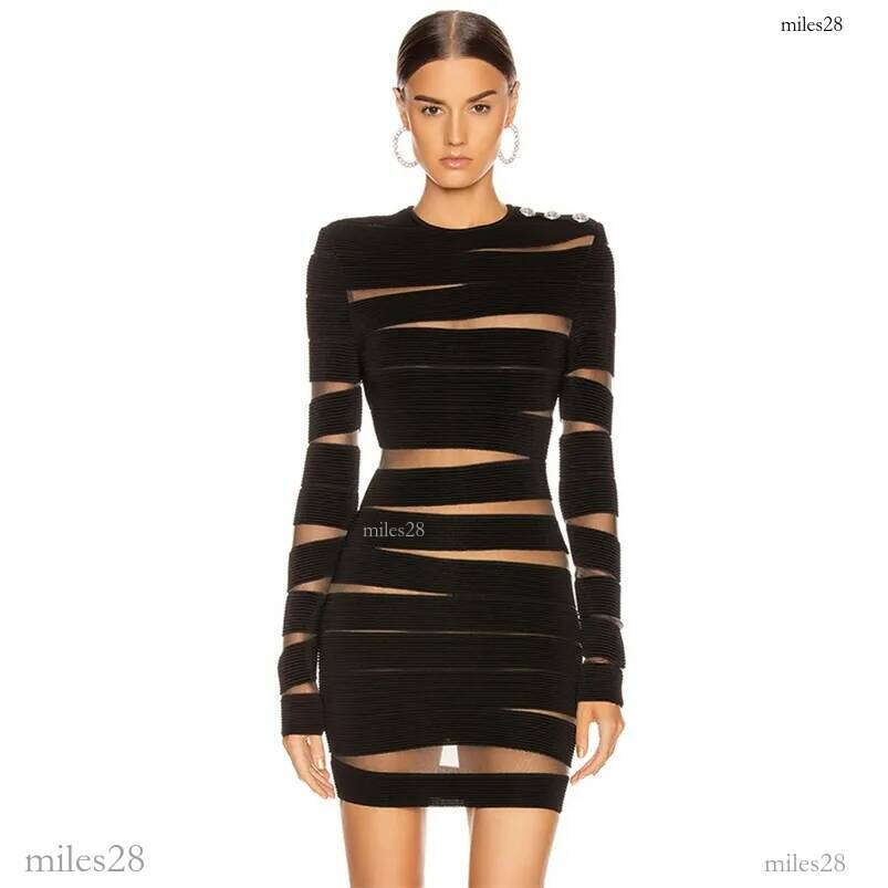 Adyce New Winter Black Lace Bandage Dress Women Sexy Long Sleeve Hollow Out Club Mini Celebrity Evening Runway Party Dress 210329