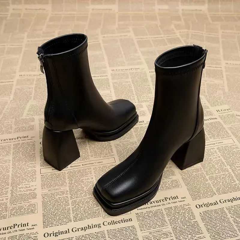 Booties Waterproof Leather Increase Height Women Short Shoes Autumn Promotion Footwear Fi 2024 Y2k Ankle Boots for Women XJ250807