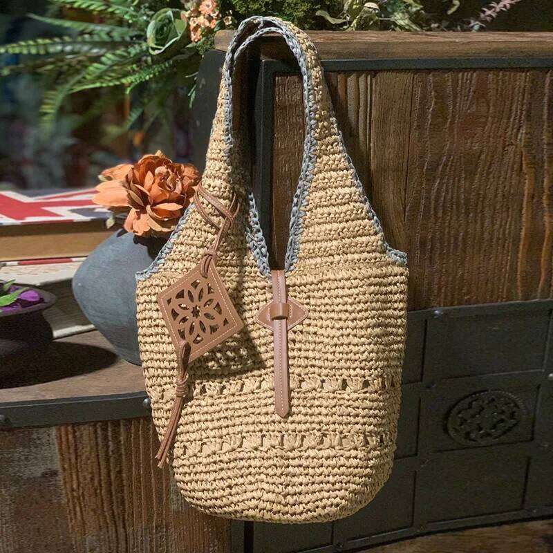 Exquisite Raffia Woven Shoulder Underarm Hand-Crocheted Large Capacity Tote Retro Holiday Beach Bag Bucket Handbag Women