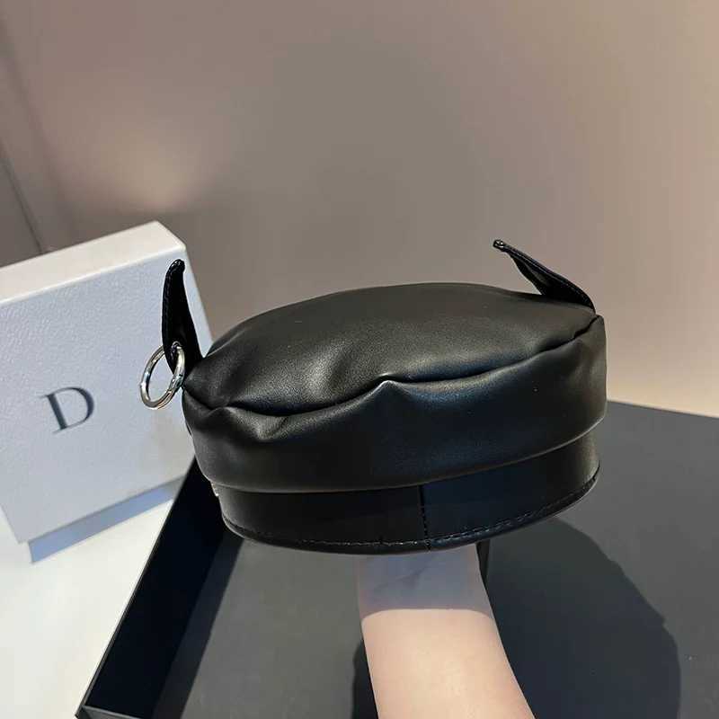 Korean Style PU Leather Horn Eared Beret Retro Duckbill Design Women Men Autumn Winter Street Fashion Personalized Newsboy Hat XJ250807
