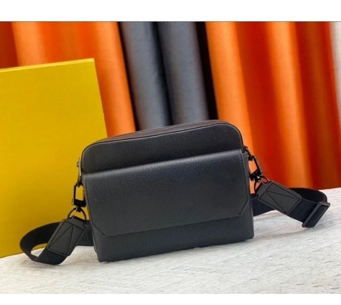 luxurys designers Mens Shoulder Bags Man Genuine Leather Briefcases Designer Handbag Bolsas Messenger Bag Wedding Dress Crossbody Bag wallet