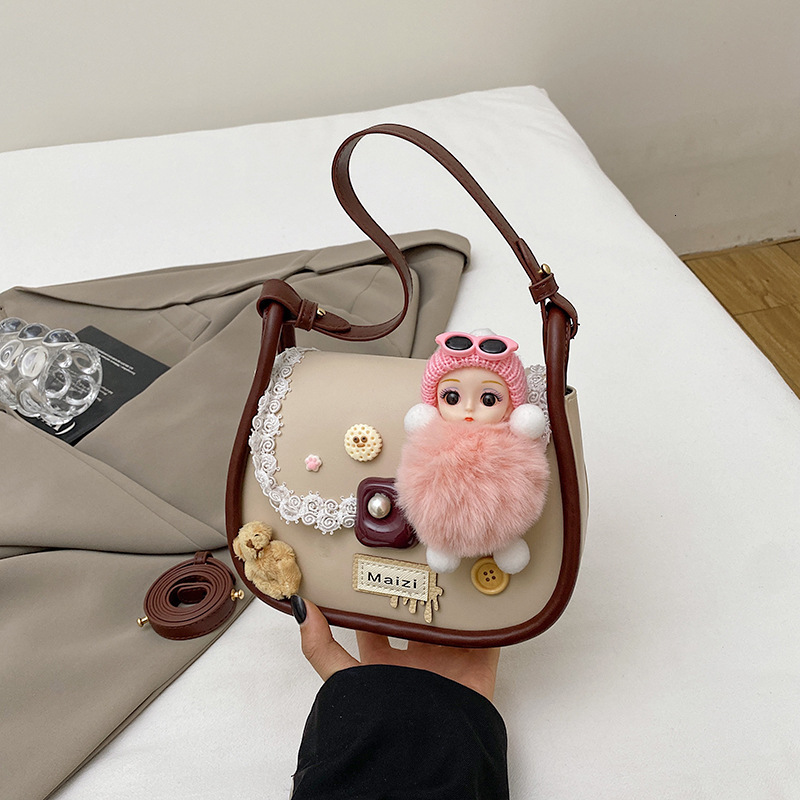 Free shipping designer Handmade DIY Cartoon Fashion Exquisite Women Shoulder Bag Korean Version Niche Design Soft Girl Trendy Crossbody Bag