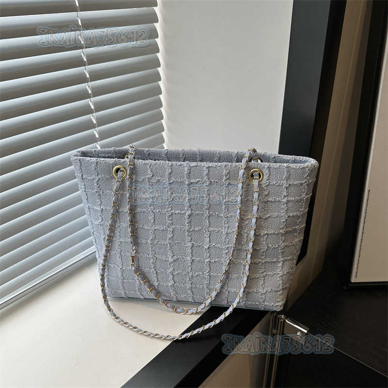 Large Capacity Womens Chain Shoulder Bag 2024 Spring Summer New Versatile Underarm Bag Commuter Tote Bag H250806