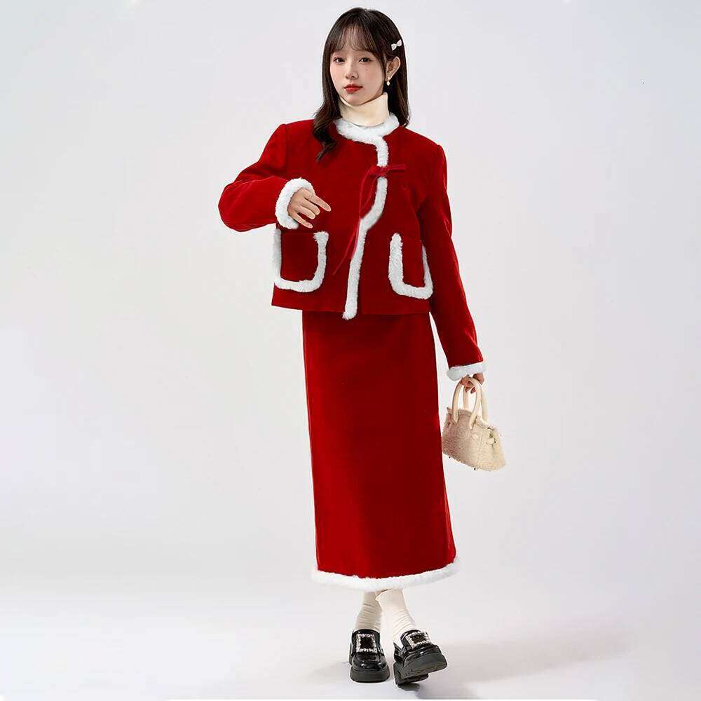 Designer Clothing 2025 Plus Size Women's Winter Red Casual Loose Clip Cotton Plush Coat Long Sleeve Comfortable Chinese Cardigan Top New Clothing