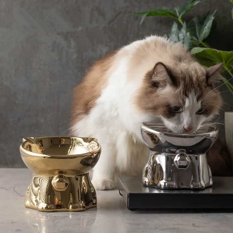 Fashion Ceramic Pet Bowl Gold and Silver Bells Cat Shaped Bowl Drink Water and Eat Feeder for Puppy Dog Cat Pet Supplies Y250806