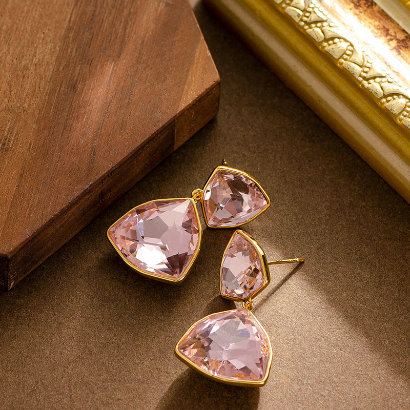 Fashion Geometric Triangle Zircon Earrings for Women High-end Style Sier Needle Ear Jewelry