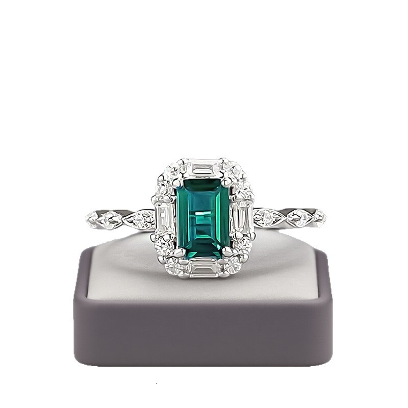 Hui Zhi Wing Jewelry Summer New S Silver Inlaid 4*6 Imitation Emerald Ring for Women, Petite and Exquisite,