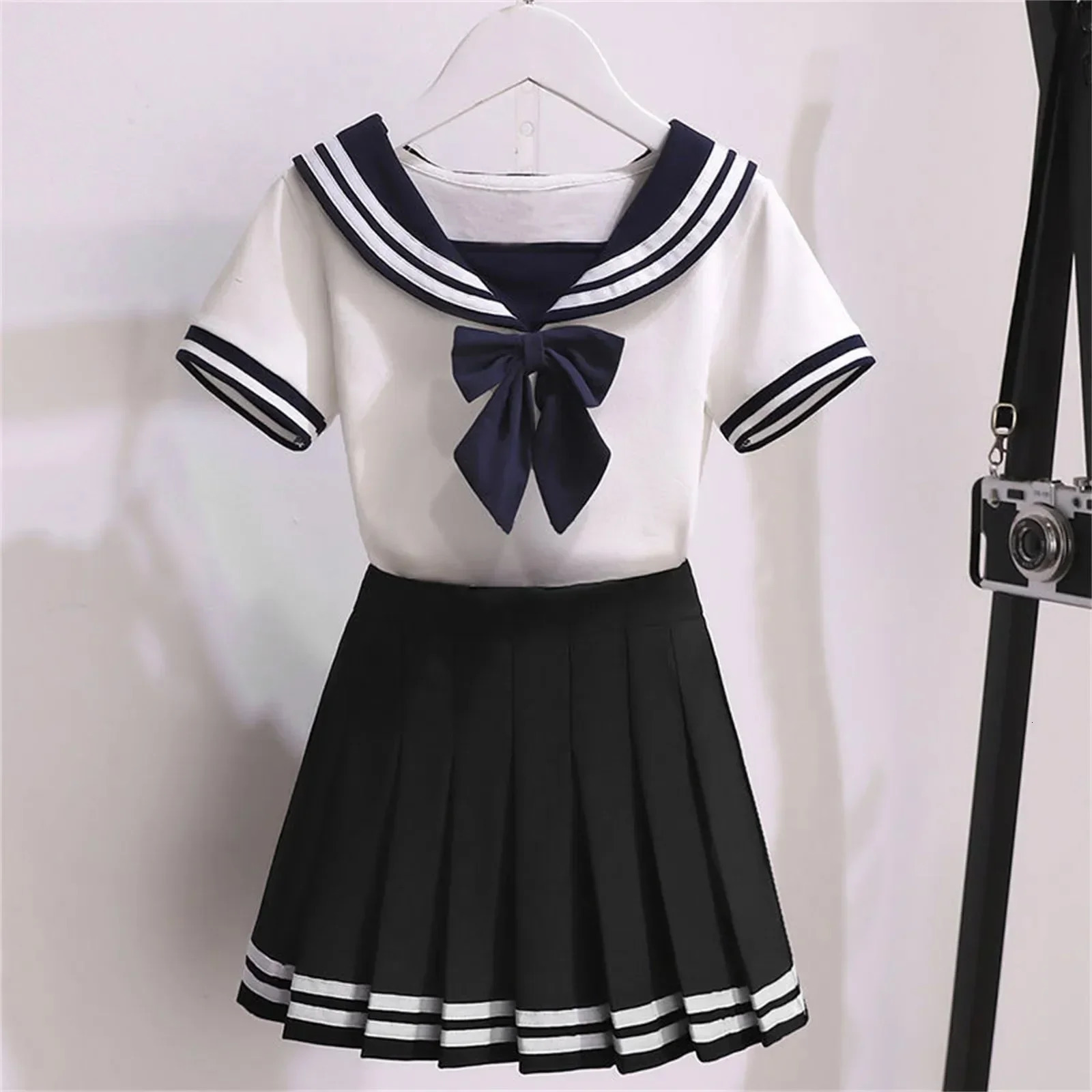 Black White JK Uniform Summer Short Sleeve ShirtPleated Skirts Japanese School Uniforms 410T Girls Sailor Sets COS 250729