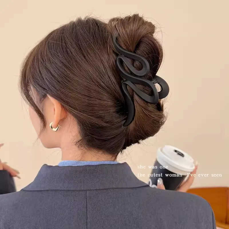 Big Matte Hair Clips Vintage Ribbon Bow Hair Claws Crab Headwear Hairpins Ponytail for Women Hair Accessories Barrettes U250807