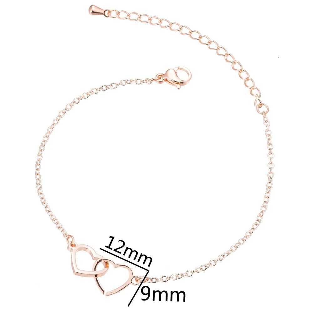 3 Colors Fashion Stainless Steel Hollow Heart Bracelet for Women Girl Couple Hand Chain Friendship Jewelry Wedding Gift Bangle W250807