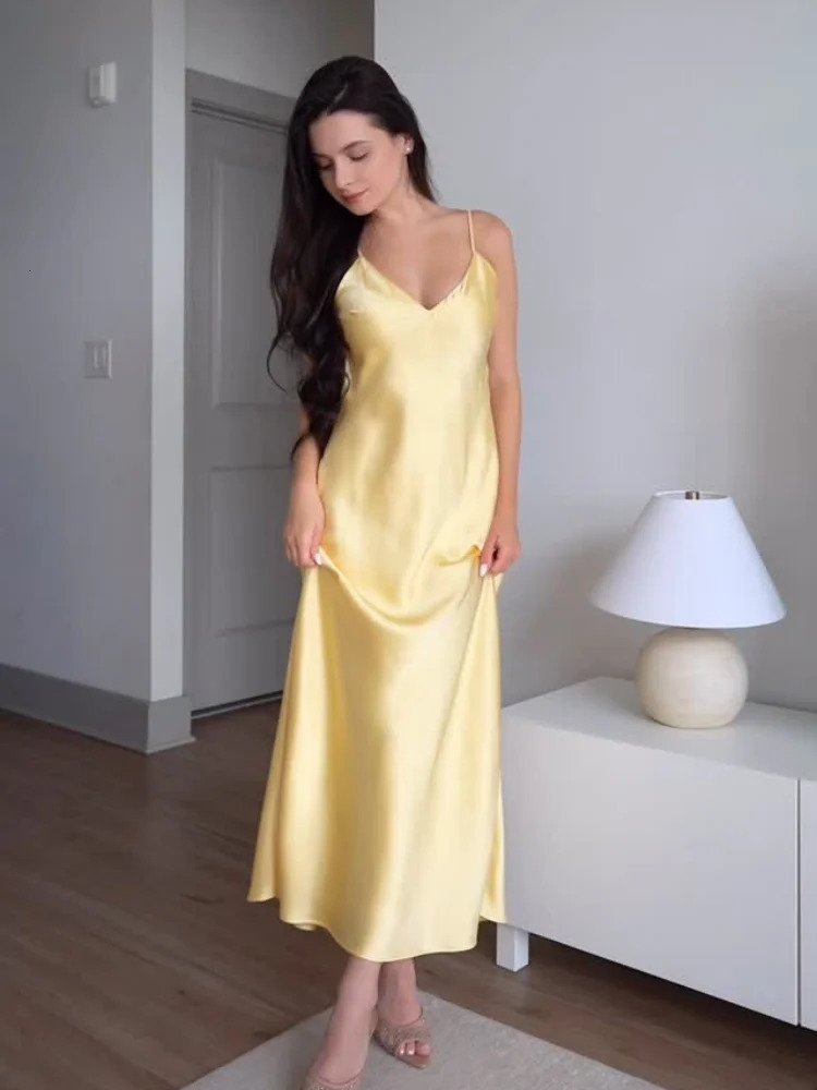 Women Off Shoulder Pink Satin Maxi Dresses Fashion Sleeveless Backless Bodycon Hollow Out Gowns Female Evening Party Robes 2025 250806