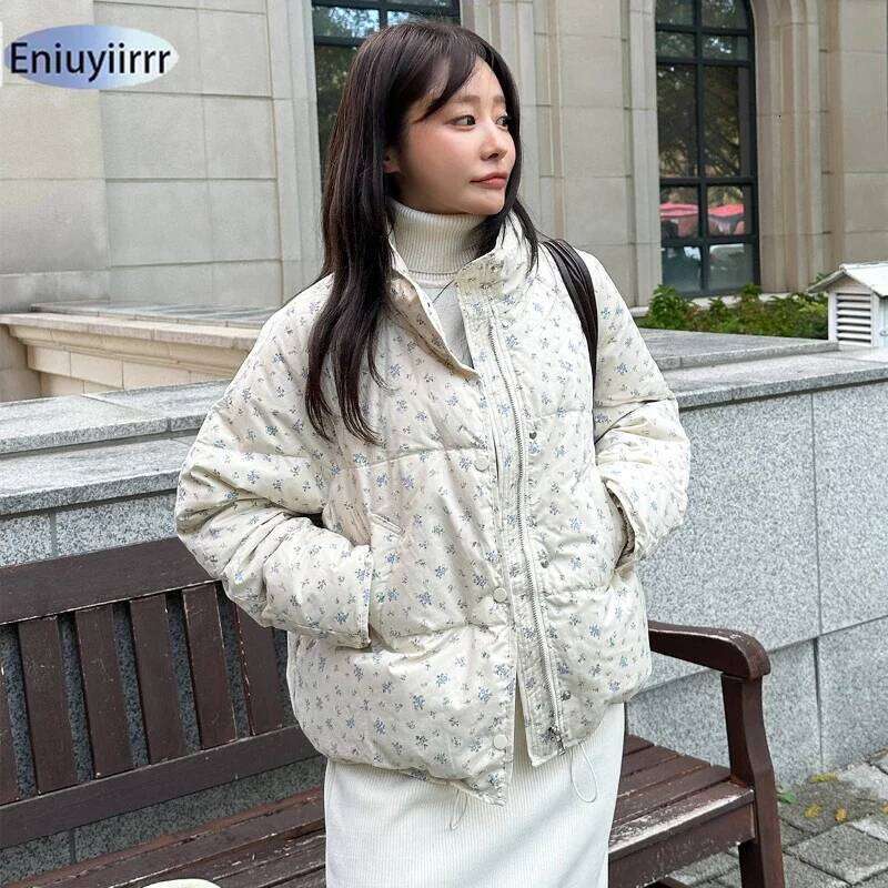 Designer Clothing 2025 Warm Cute Sweet Women Coats Cotton Printed Florals Chic Elegant Loose Thicken New Daily Winter All Match High Street Parkas