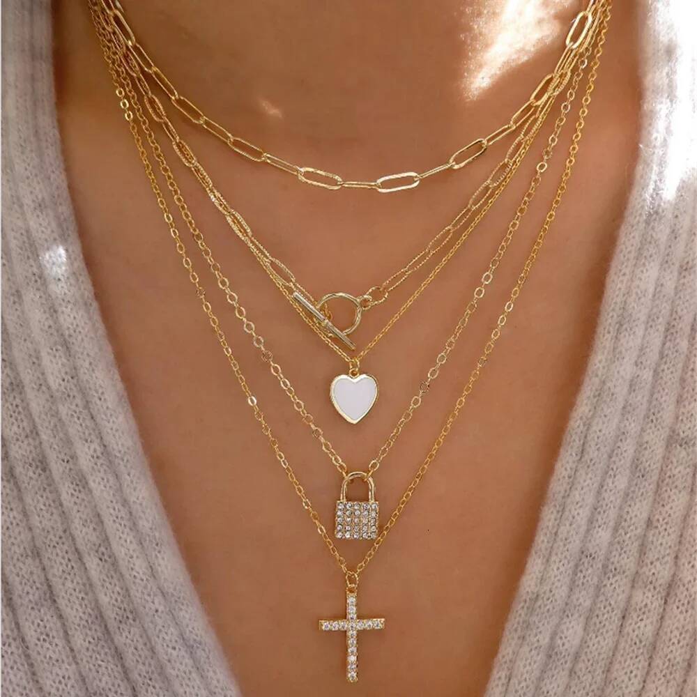 Vintage Fashion Punk Thick Chain Head Coin Lock Pendant Necklace For Women Female Multilevel Gold-plate Hip Hop Jewelry Gfit Jewelry for Women