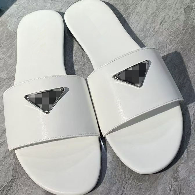 Summer Slip-on Slippers For Women Stylish Simple Comfortable Anti-slip With Unique Style And Suitable For Casual Beach Wear Size 35-42