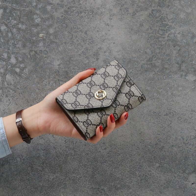 2025 Ins New Simple Short Style 70% off Small Women's Coin Purse Card Holder Leather Wallet Trendy