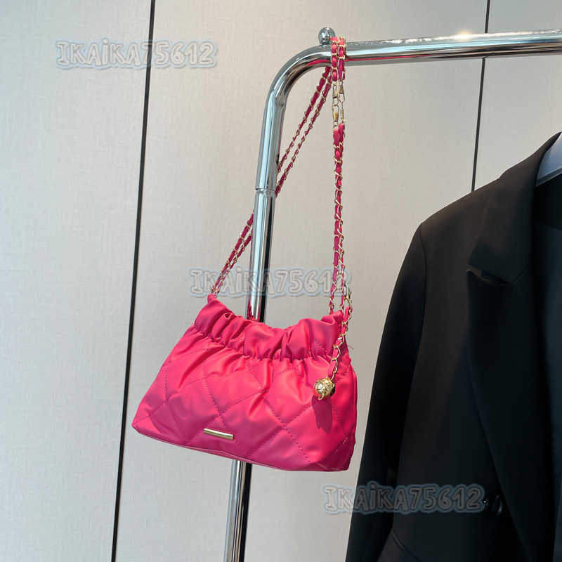 Quilted Embroidery Fashion Bag for Women 2024 New Trendy Pleated Chain Shoulder Bag Versatile Style Crossbody Bucket Bag H250806