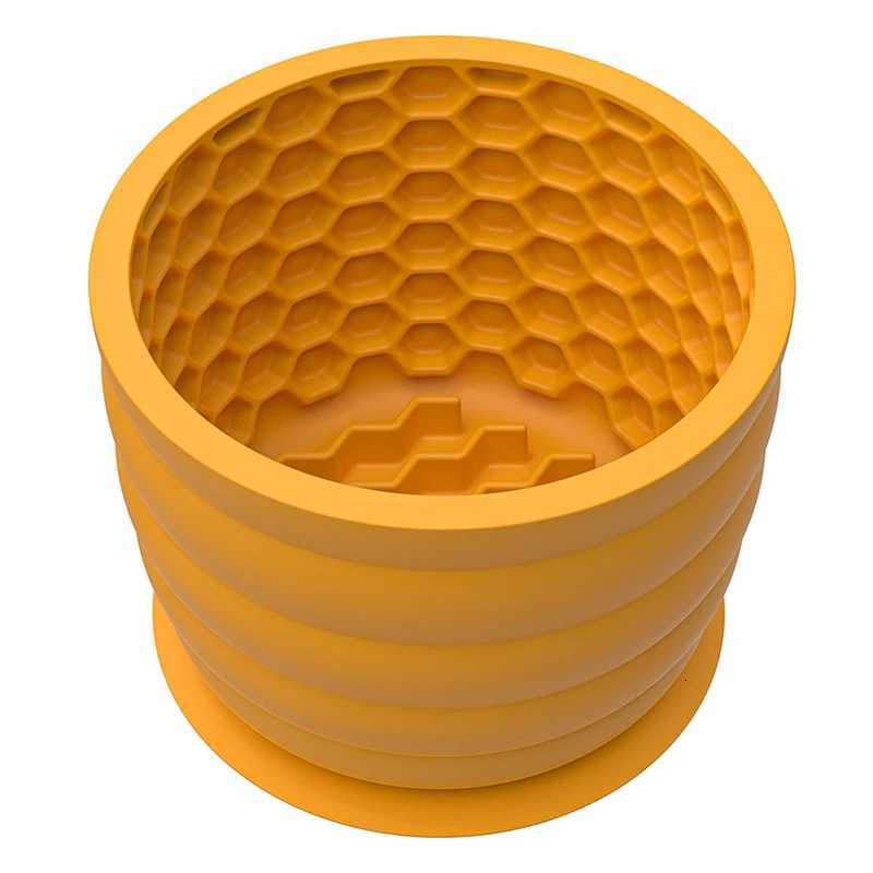 Silicone Slow Feeding Dog Bowl with Suction Cup and Anti-slip Design to Distract and Reduce Boredom Rich in Silicone 360ml/620ml Y250806