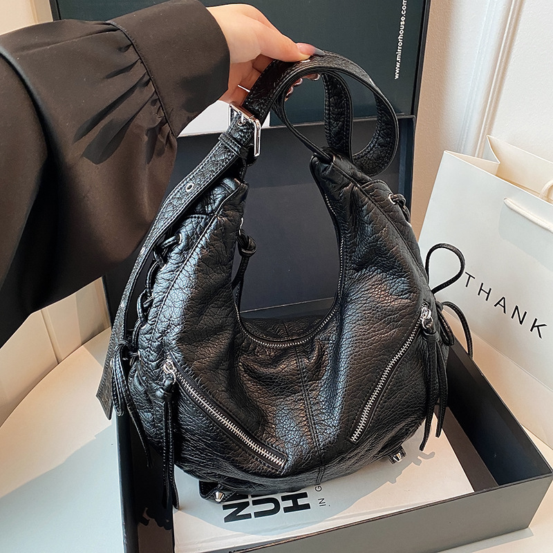 Free shipping designer Minimalist High-End Commuter Shoulder Bag for Women 2025 New Soft Leather Underarm Bag Versatile Large Capacity Crossbody Bag