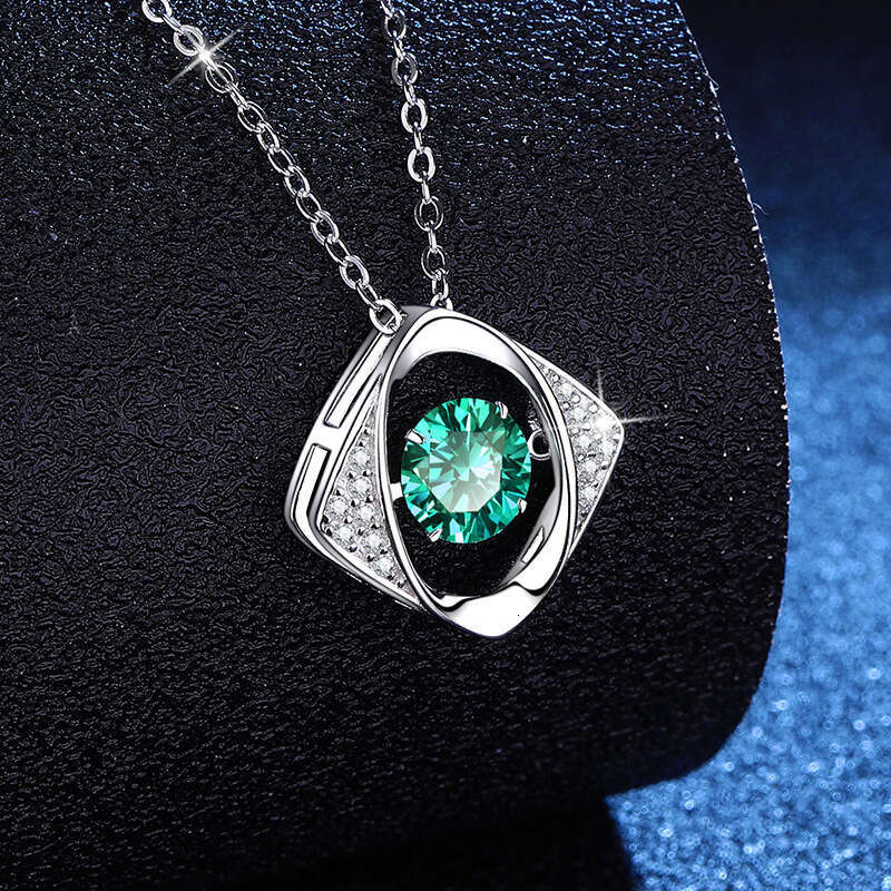 Sier Colorful 1 ct Geometric Heart Moissanite Necklace