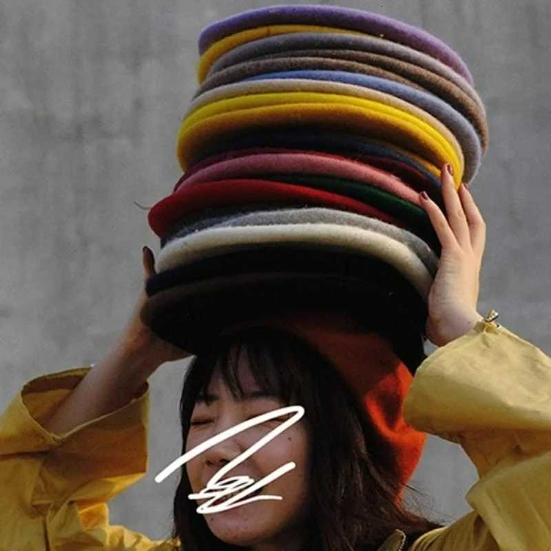 New Multi-color Wool Thick Berets Winter Autumn Artist French Retro Plain Painter Hat for Women Girls Warm Walking Outdoors XJ250807
