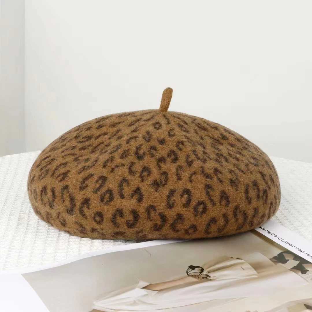 VISROVER New 4 Colors Leopard Winter Beret Female C Autumn Winter Wool Hat Top Quality Fashion Beret Gift Wholesale XJ250807