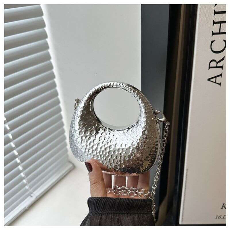 Fashion Banquet Chain Hand held Acrylic Small Women s Lipstick Change Accessories Single Shoulder Crossbody Bag New Style