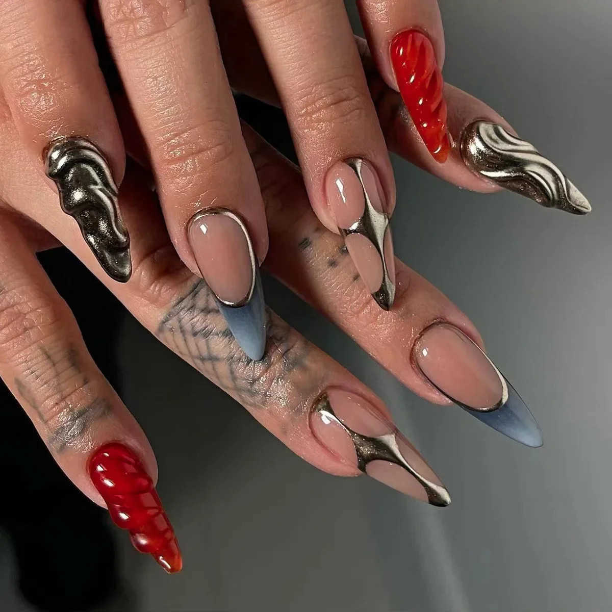 Silver Cool Water Ripple Press on Nails Ins Almond Shape False Art Nails Punk Y2K Red Long Pointed Fake Nail Charms Tip Manicure Z250807