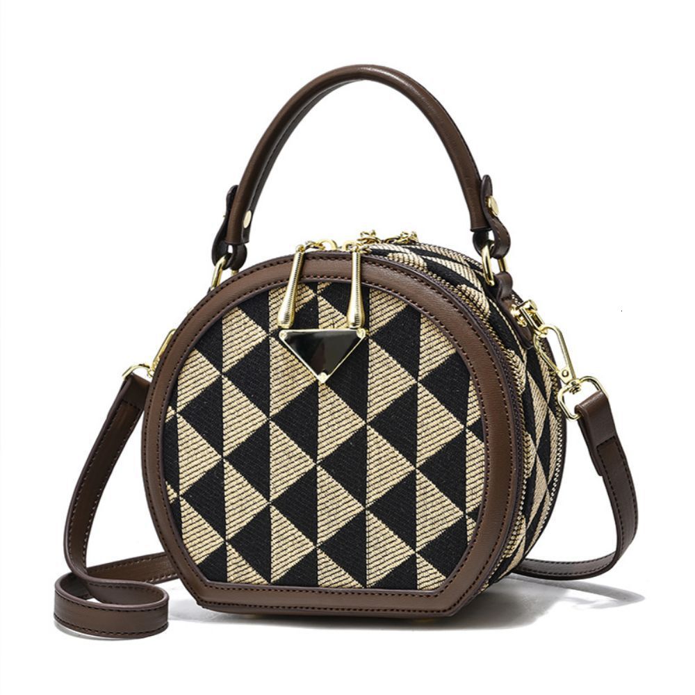 Free Shipping Designer Luxury New Handheld Shoulder Crossbody Bag For Women High-end Casual Commuting Trendy Fashion Versatile Ins Style Chic Handbag