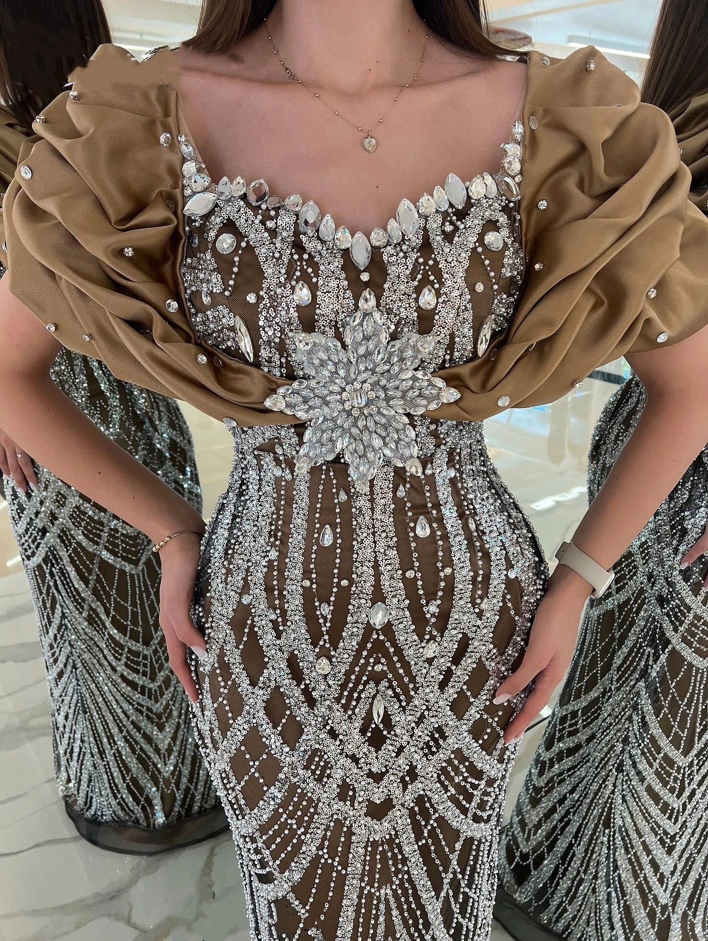 Luxury Evening Dresses Sequins Crystal Prom Dress Rhinestone Mermaid Ruffle Sleeves Slim Party Gowns Vestidos De Noche Plus Size