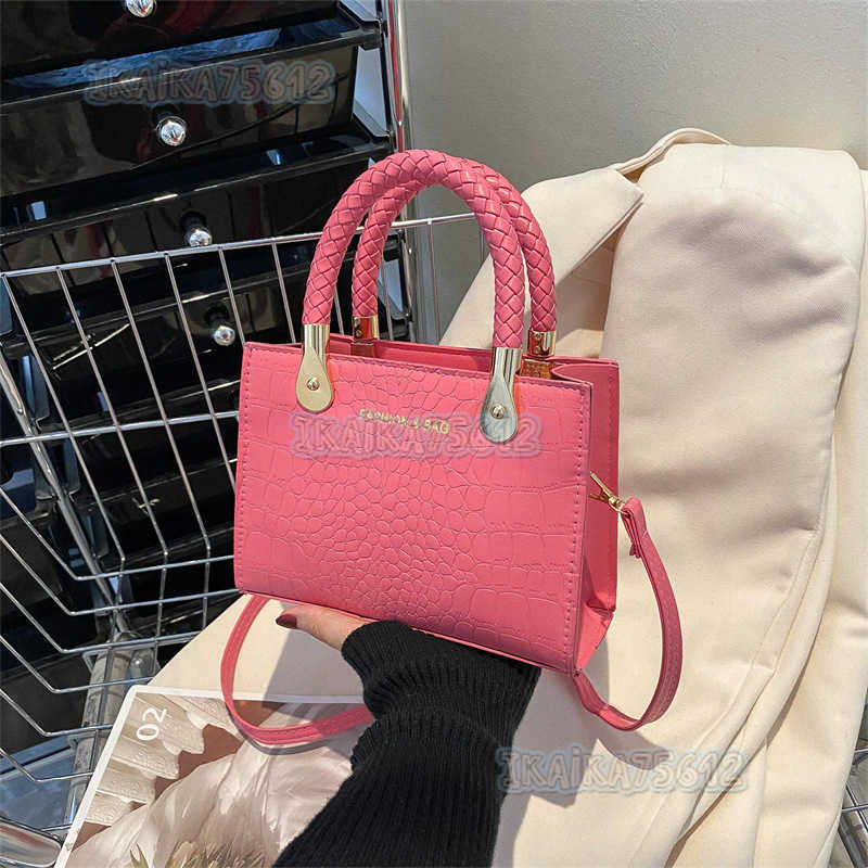 Bag Womens Bag 2022 Fashion Casual Handheld Small Square Bag Shoulder Crossbody Womens Small Square Bag H250806