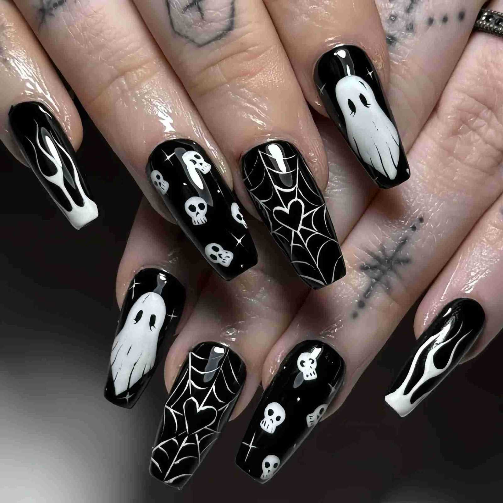 24PCS False Nails Dark Skull Patterns Halloween Medium Square Press-on Nails Full Cover Artificial Wearable Manicure Fake Nails Z250807