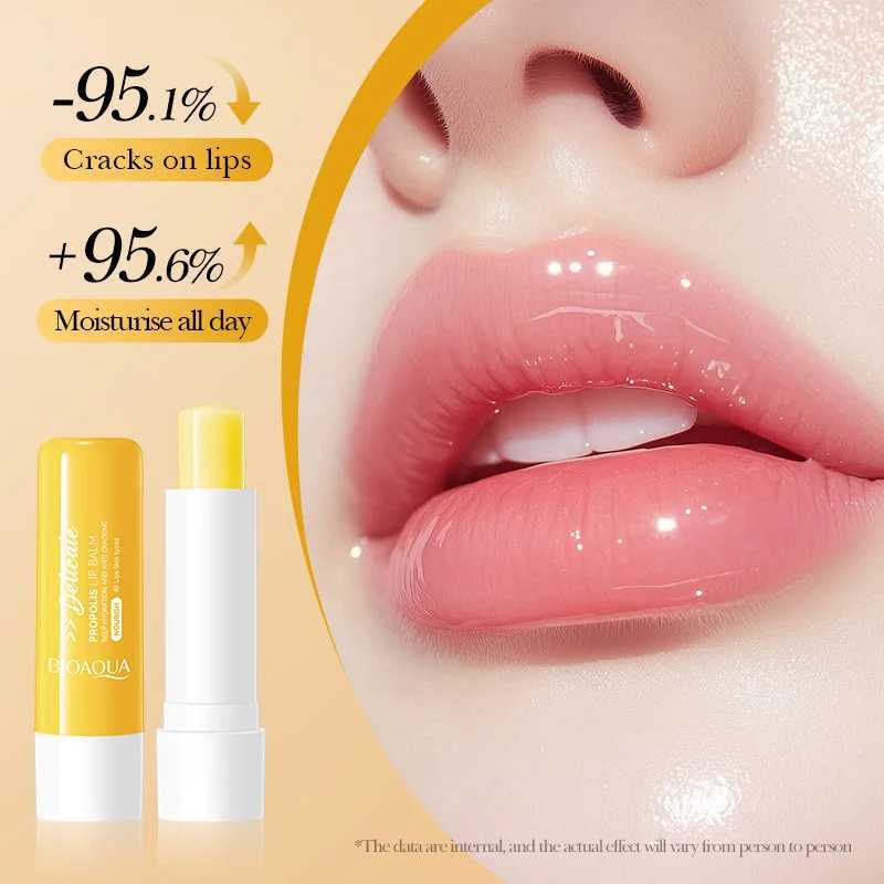Propolis anti cracking gum lipstick deeply moisturizes softens and repairs lips and lipstick anti crackingXJ250807