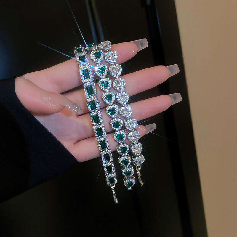 Luxury Jewelry Designer Bracelet Green Gemstone Diamond Bracelet Bohemian Fashion Heart Bracelet for Women High-end Women's Bracelet Autumn Winte