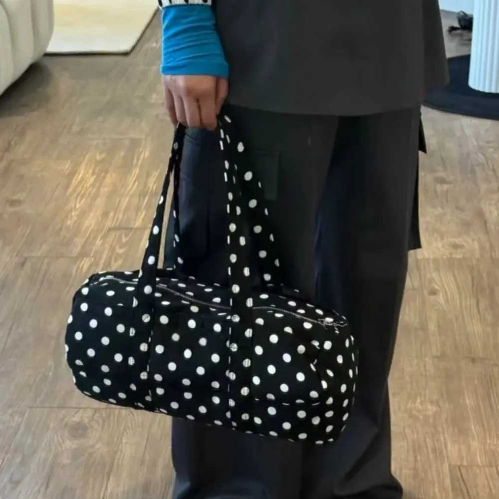 2025 New Korean Style Women Nylon Bag Black White Polka Dot Large Capacity Shoulder Bag Casual Versatile Female Travel Handbag Z250807