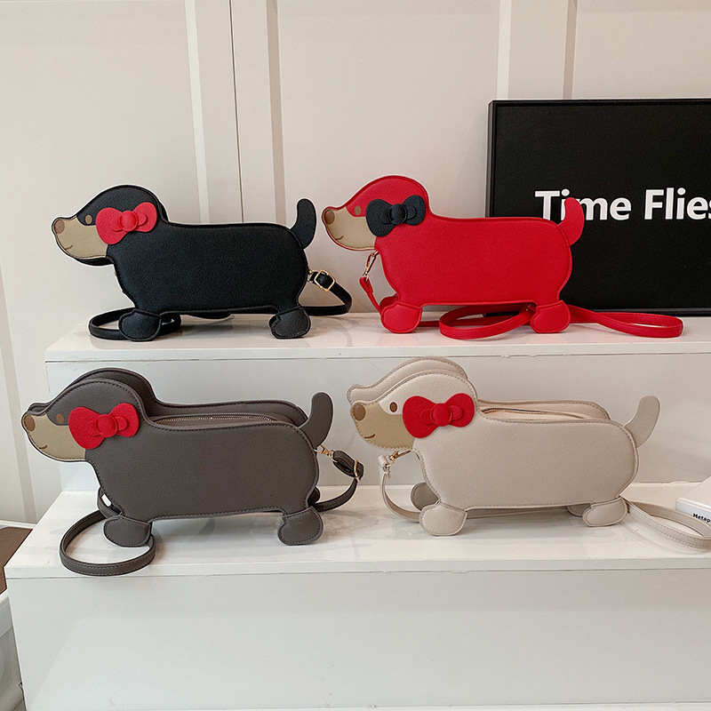 Free shipping designer 2025 New Large Capacity Irregular Bag Cartoon Quirky Girl Shoulder Bag Cute Puppy Shape Crossbody Bag